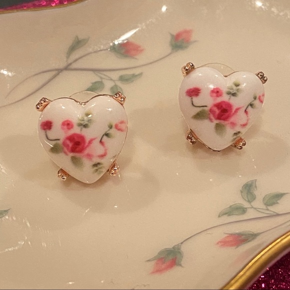 Betsey Johnson Jewelry - Betsey Johnson Ivory Heart Shaped Earrings
